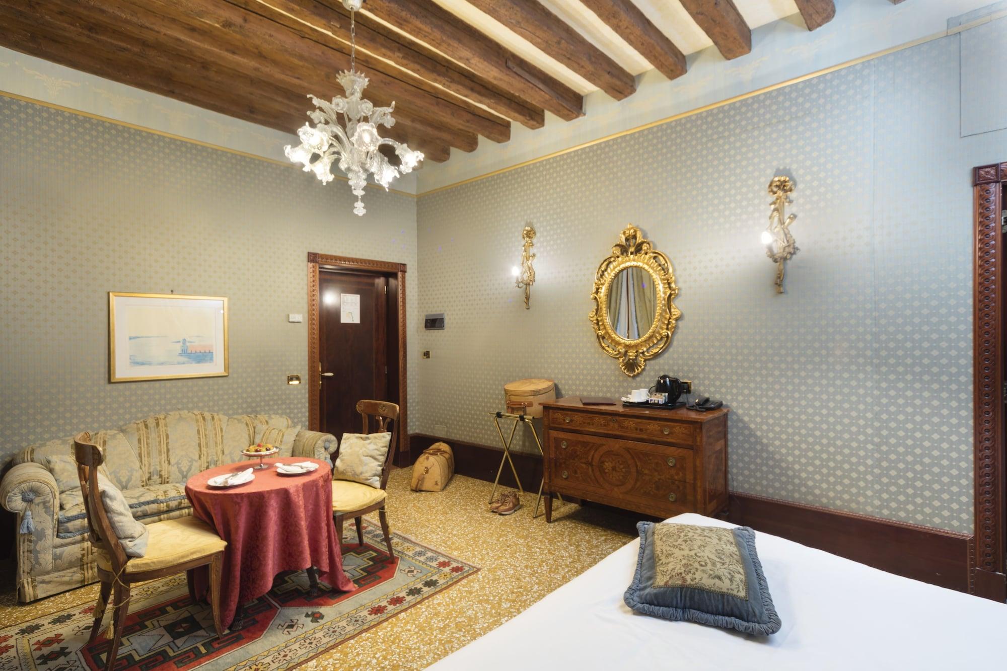 Hotel Al Ponte Dei Sospiri Veneţia Exterior foto