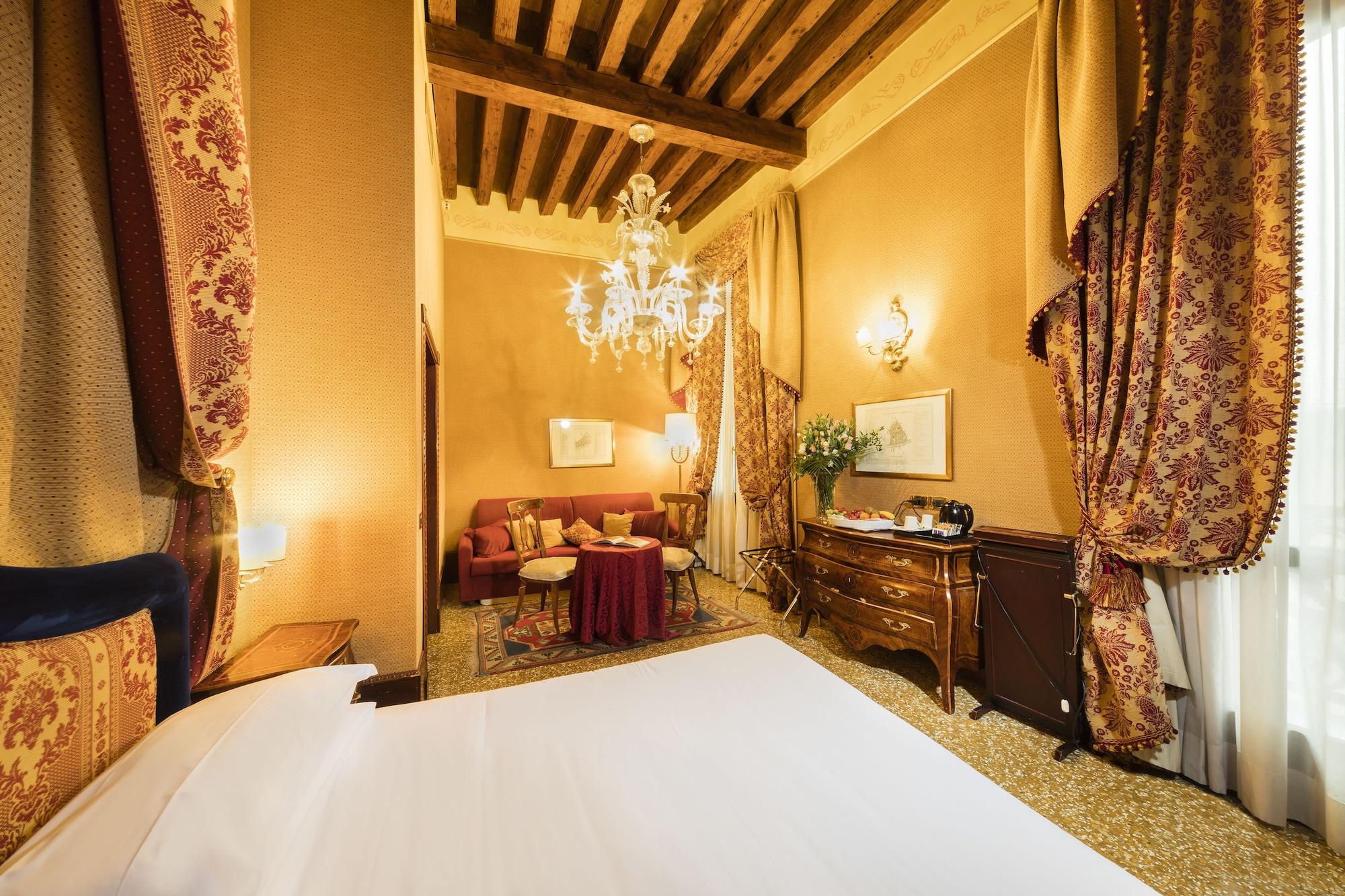 Hotel Al Ponte Dei Sospiri Veneţia Exterior foto