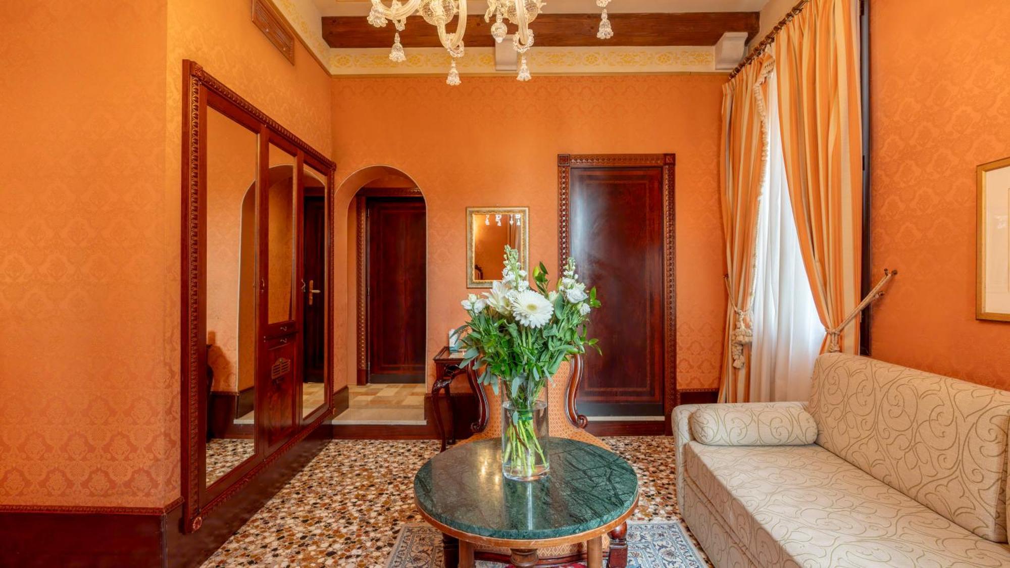 Hotel Al Ponte Dei Sospiri Veneţia Exterior foto